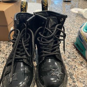Dr. Martens kids size 11 toddler